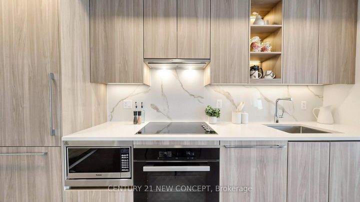 Photo 9 at 206 - 25 McMahon Drive, Bayview Village, Toronto