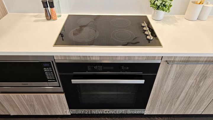 Photo 10 at 206 - 25 McMahon Drive, Bayview Village, Toronto