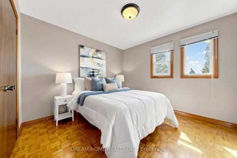 Photo 25 at 312 Valeria Boulevard, East Woodbridge, Vaughan