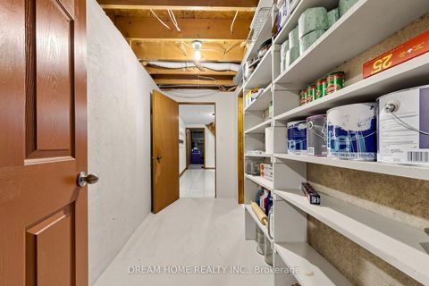 Photo 36 at 312 Valeria Boulevard, East Woodbridge, Vaughan