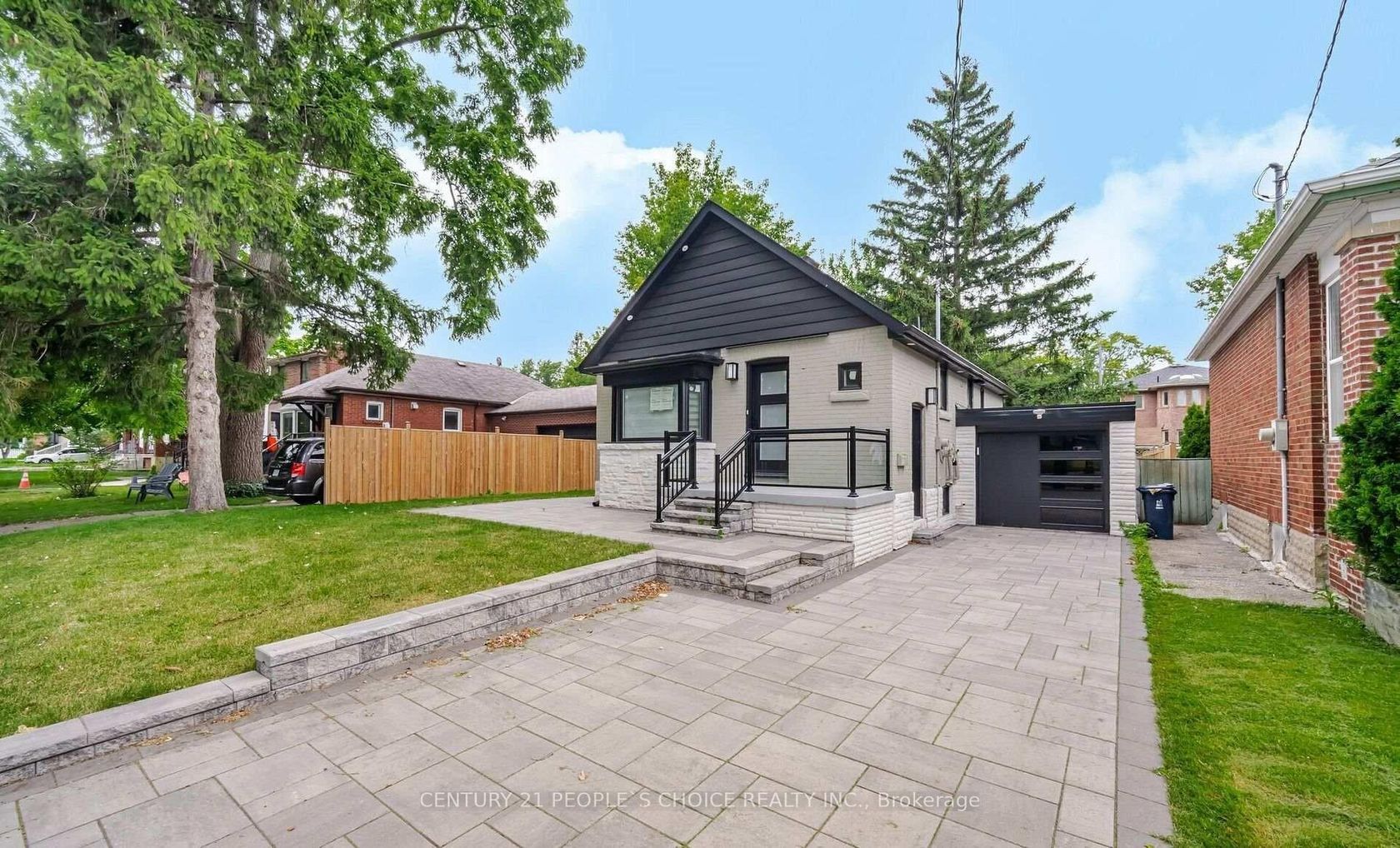 218 William Street, Weston, Toronto photo 1