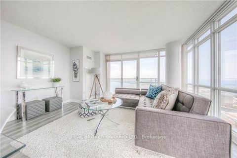 Photo 1 at 4512 - 15 Fort York Boulevard, Waterfront Communities C1, Toronto