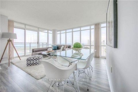 Photo 2 at 4512 - 15 Fort York Boulevard, Waterfront Communities C1, Toronto