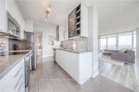 Photo 5 at 4512 - 15 Fort York Boulevard, Waterfront Communities C1, Toronto