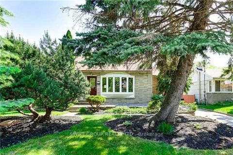 Photo 1 at 141 Kitchener Road, West Hill, Toronto