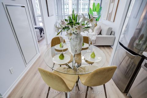Photo 3 at 527 - 68 Abell Street, Little Portugal, Toronto