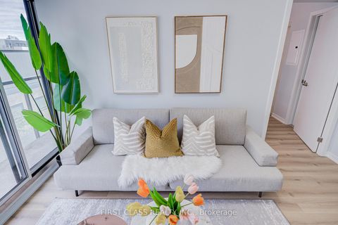 Photo 6 at 527 - 68 Abell Street, Little Portugal, Toronto