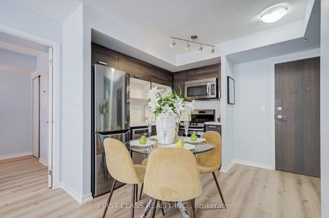 Photo 10 at 527 - 68 Abell Street, Little Portugal, Toronto