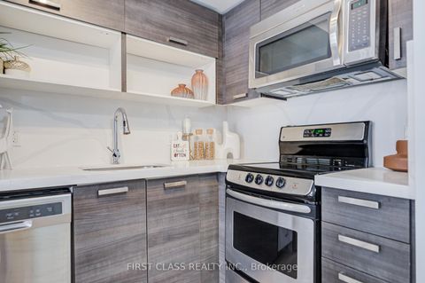 Photo 12 at 527 - 68 Abell Street, Little Portugal, Toronto