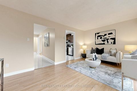 Photo 3 at 62 - 2075 Warden Avenue, Sullivan, Toronto