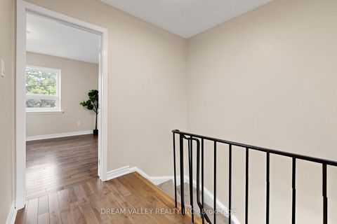Photo 12 at 62 - 2075 Warden Avenue, Sullivan, Toronto