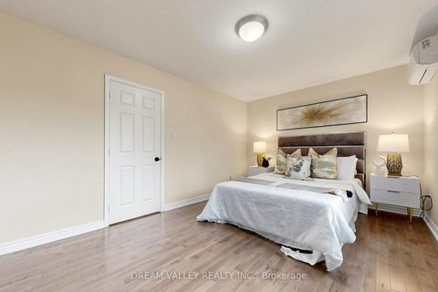 Photo 15 at 62 - 2075 Warden Avenue, Sullivan, Toronto