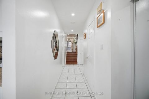 Photo 5 at 18 Mercedes Drive, Jamestown, Toronto