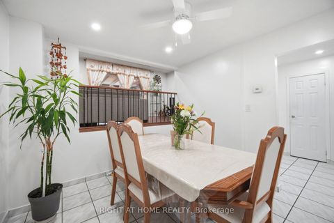 Photo 13 at 18 Mercedes Drive, Jamestown, Toronto