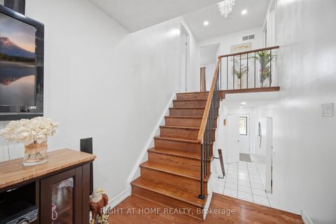 Photo 22 at 18 Mercedes Drive, Jamestown, Toronto