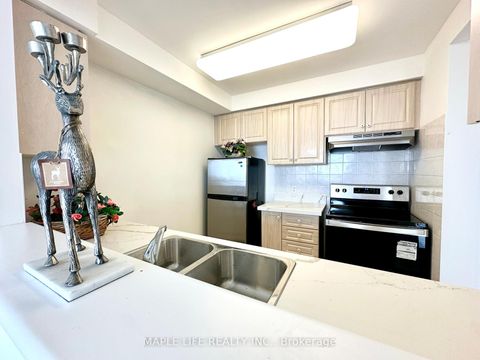 Photo 10 at 1103 - 5001 Finch Avenue E, Agincourt North, Toronto