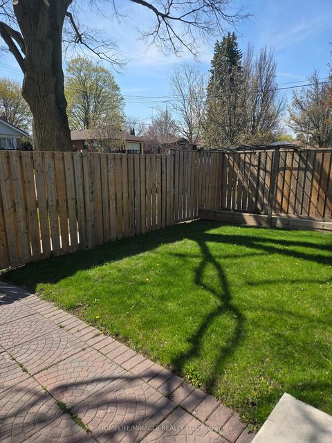 Photo 34 at 25 Chandler Drive, Woburn, Toronto