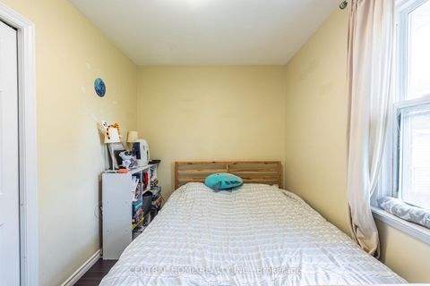 Photo 16 at 307 Boisdale Avenue, Harding, Richmond Hill
