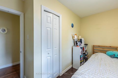 Photo 17 at 307 Boisdale Avenue, Harding, Richmond Hill