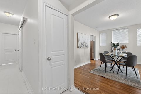Photo 3 at 301 - 412 Jarvis Street, Yonge Corridor, Toronto