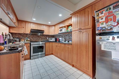 Photo 7 at 1706 - 350 Alton Towers Circle, Milliken, Toronto