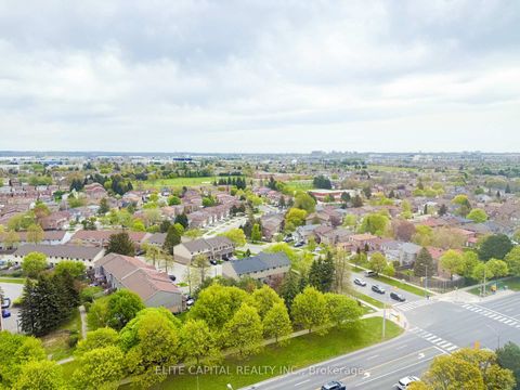 Photo 17 at 1706 - 350 Alton Towers Circle, Milliken, Toronto