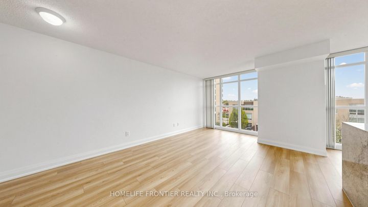 Photo 5 at 321 - 19 Singer Court, Bayview Village, Toronto