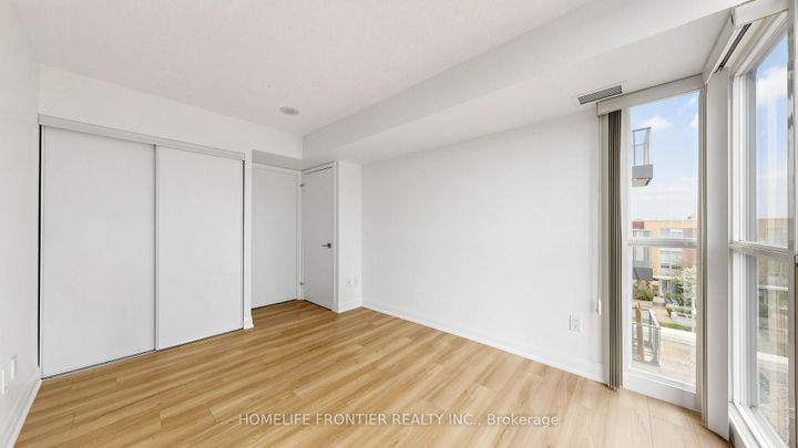 Photo 14 at 321 - 19 Singer Court, Bayview Village, Toronto