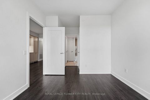 Photo 18 at 938 - 20 Inn On The Park Drive, Don Mills, Toronto