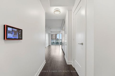 Photo 25 at 938 - 20 Inn On The Park Drive, Don Mills, Toronto