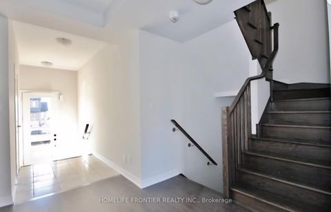Photo 7 at 2081 Dale Road, Alcona, Innisfil