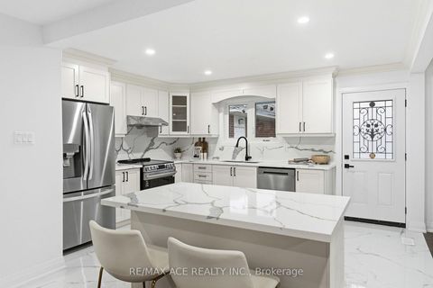 Photo 10 at 399 Lawson Road, Centennial Scarborough, Toronto