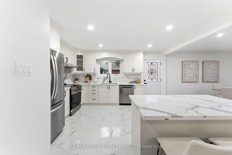 Photo 11 at 399 Lawson Road, Centennial Scarborough, Toronto