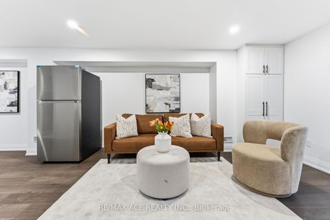Photo 30 at 399 Lawson Road, Centennial Scarborough, Toronto