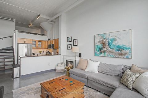 Photo 8 at 415 - 1001 Roselawn Avenue, Belgravia, Toronto