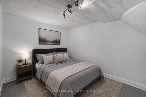 Photo 16 at 415 - 1001 Roselawn Avenue, Belgravia, Toronto