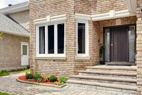 Photo 2 at 118 May Avenue, North Richvale, Richmond Hill