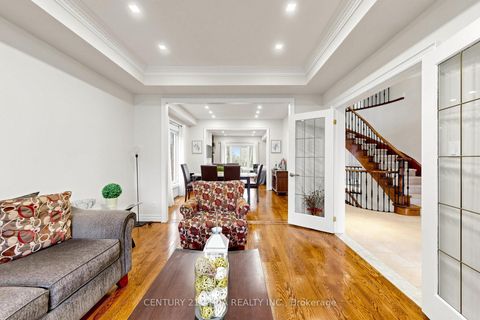 Photo 5 at 118 May Avenue, North Richvale, Richmond Hill