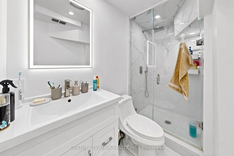 Photo 34 at 118 May Avenue, North Richvale, Richmond Hill