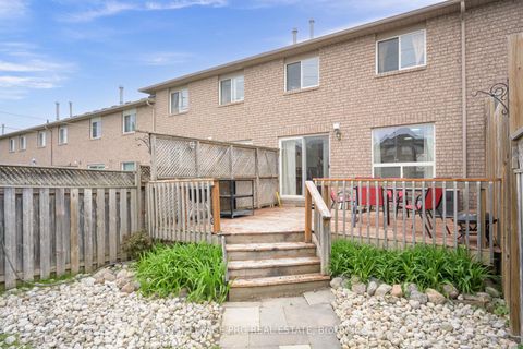 Photo 12 at 97 NATHAN Crescent, Painswick South, Barrie