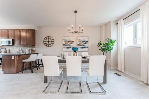 Photo 12 at 84 - 15 Old Colony Road, Oak Ridges Lake Wilcox, Richmond Hill