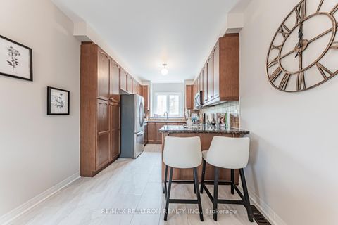 Photo 15 at 84 - 15 Old Colony Road, Oak Ridges Lake Wilcox, Richmond Hill