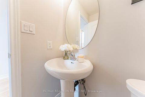 Photo 21 at 84 - 15 Old Colony Road, Oak Ridges Lake Wilcox, Richmond Hill