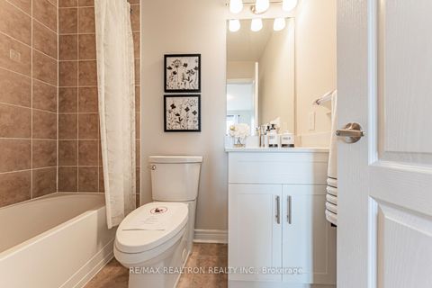 Photo 26 at 84 - 15 Old Colony Road, Oak Ridges Lake Wilcox, Richmond Hill