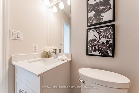 Photo 37 at 84 - 15 Old Colony Road, Oak Ridges Lake Wilcox, Richmond Hill