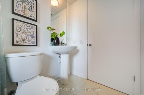 Photo 23 at 403 - 375 King Street W, Waterfront Communities C1, Toronto