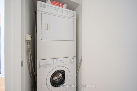 Photo 24 at 403 - 375 King Street W, Waterfront Communities C1, Toronto