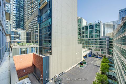 Photo 29 at 403 - 375 King Street W, Waterfront Communities C1, Toronto