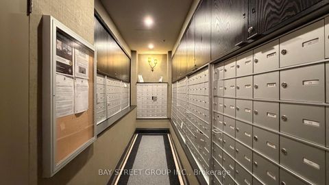 Photo 37 at 403 - 375 King Street W, Waterfront Communities C1, Toronto