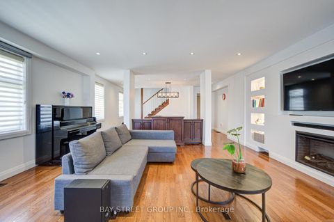 Photo 5 at 95 Hopedale Avenue, Broadview North, Toronto